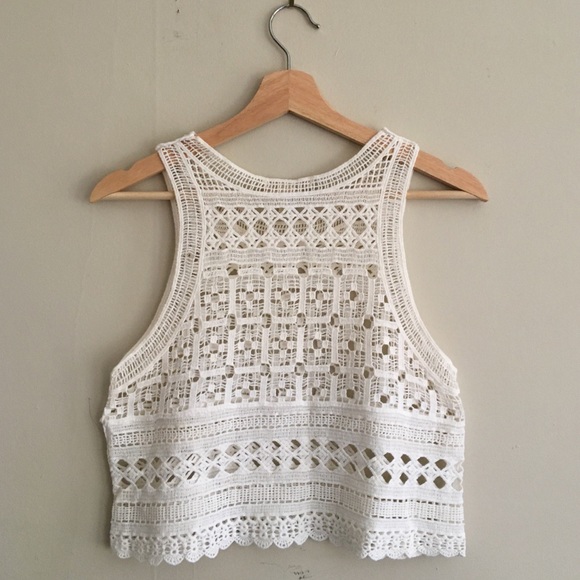Forever 21 Crochet Crop Cream White Size Small - Picture 2 of 3
